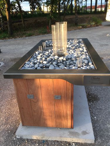 Outdoor kids game table - TABLE SENSORIELLE AVEC D&Eacute;PORT FAUTEUIL ROULANT - Espace d'eau France - original design / home