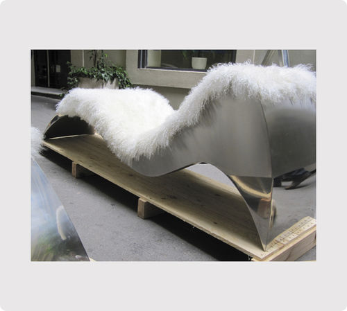 Contemporary chaise longue - WAVE_St Moritz - ICI ET LA - leather / stainless steel / contract