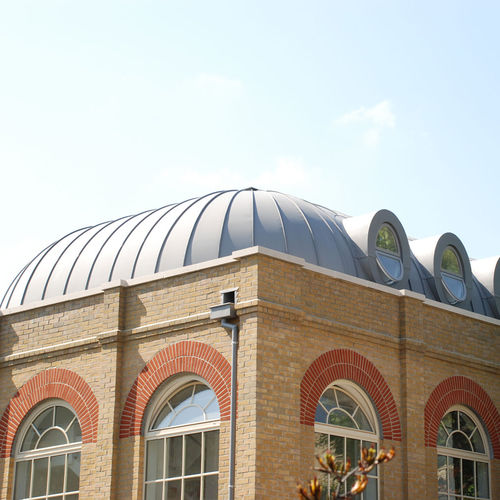 Zinc roofing MARIMED HOUSE Peters Roofing slate look / standing