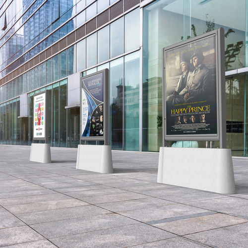 Floor-standing advertising panel - TOTÒ - BELLITALIA