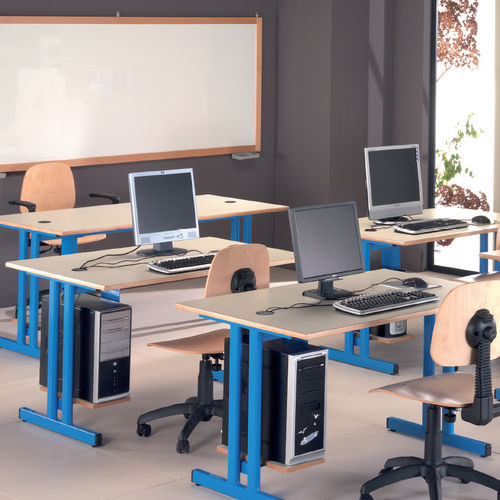 Free-standing desk - 607 - CAMILLO SIRIANNI SAS - contemporary / straight / metal base