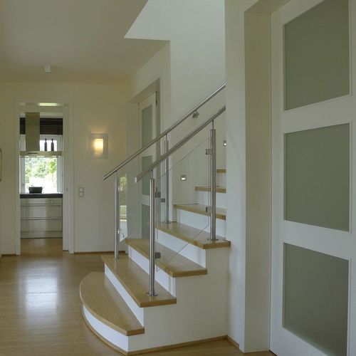 Steel balustrade - Créateur d'escaliers Treppenmeister - glass / indoor / for stair