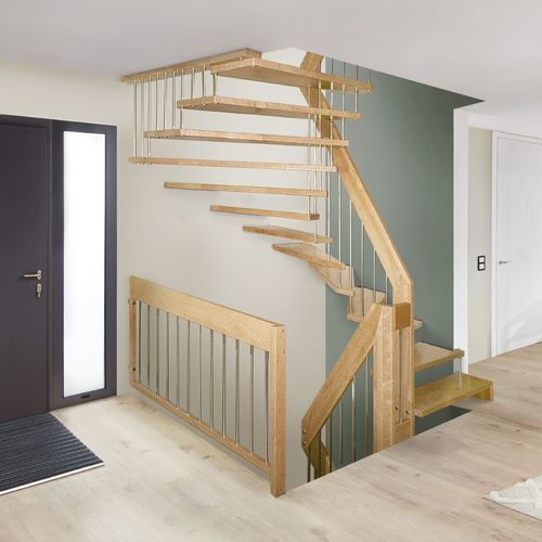 Suspended staircase - VIVA - Créateur d'escaliers Treppenmeister - half-turn / wooden step / metal step