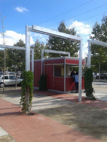 Information kiosk - HABANA 8 - URBADIS Microarquitectura - metal