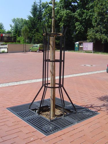 Square tree grate - QUADRAL - NORCOR MOB.URBAIN - cast iron
