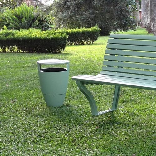 Public trash can - MEDINA  - LARUS DESIGN - cast iron / with built-in ashtray / outdoor