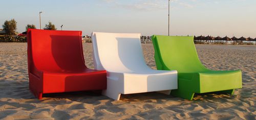 Contemporary armchair - SIT-UP - drydesign - polyethylene / recyclable / illuminated