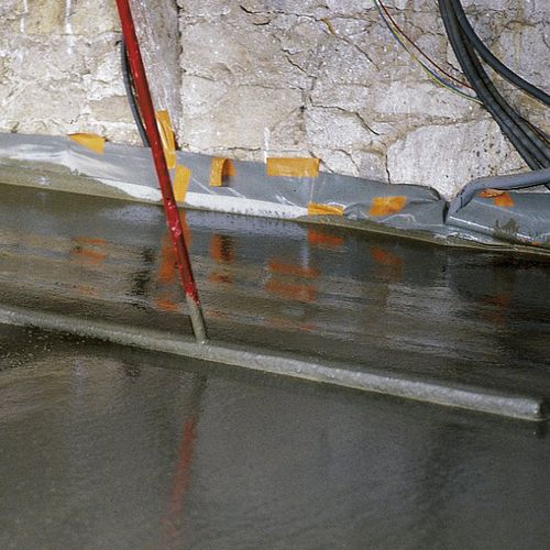Waterproof concrete - AGILIA® MI  - Lafarge concrete - high-resistance / self-consolidating / for home