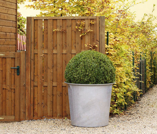Galvanised steel planter - SARLAT - Concept Urbain - polyethylene / sheet metal / lacquered steel