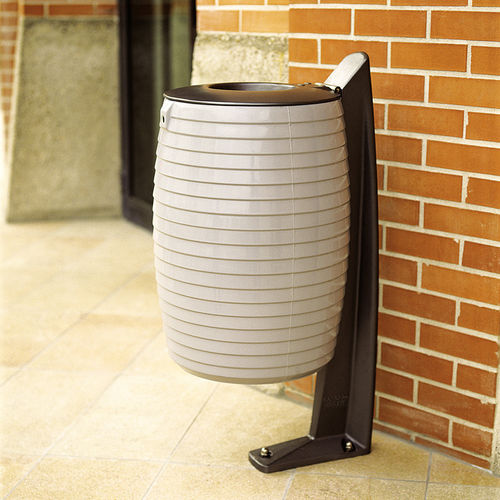 60L trash can - DELTA - Concept Urbain - public / floor-standing / cast aluminum