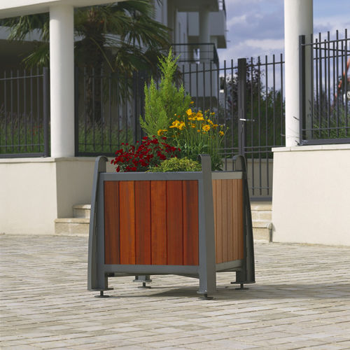 Exotic wood planter - DELTA - Concept Urbain - plywood / polyethylene / galvanised steel