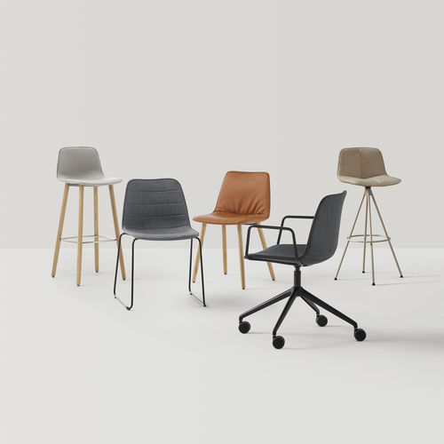 Contemporary visitor chair - VARYA TAPIZ - INCLASS - indoor / fabric / wooden base