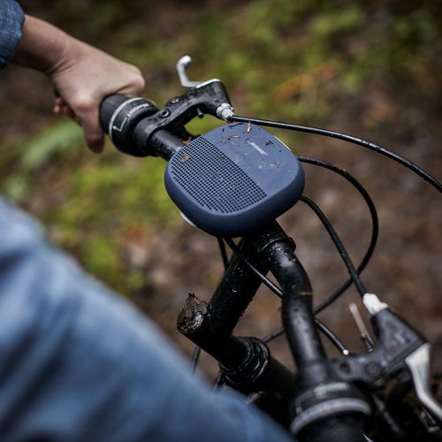 Hanging speaker - SOUNDLINK MICRO - Bose - wireless / Bluetooth / residential