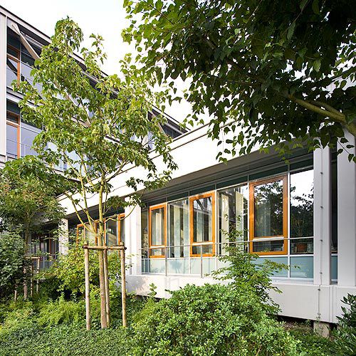 Panel cladding -  ADMINISTRATIVE BUILDING GERMAN FOOTBALL ASSOCIATION, FRANKF - Schindler - aluminum / metal / smooth