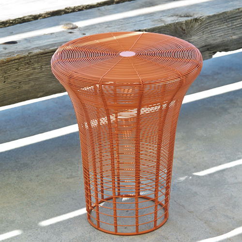 Contemporary stool - ARAM  - GAN RUGS - thermo-lacquered steel / stainless steel base / round