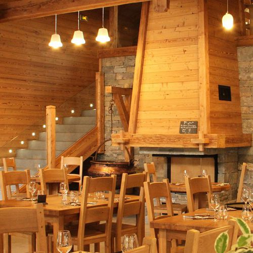 Wall-mounted paneling - MÉLÈZE DE SIBÉRIE - SIVALBP - wooden / brushed / PEFC certified