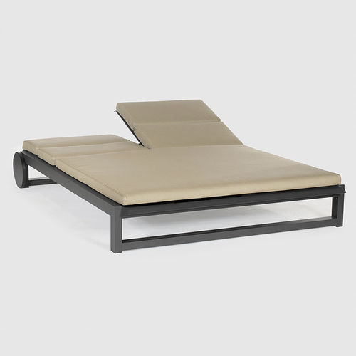 Contemporary sun lounger - SPIKES - SACHI - Premium Outdoor Furniture - Sunbrella® / aluminum / garden