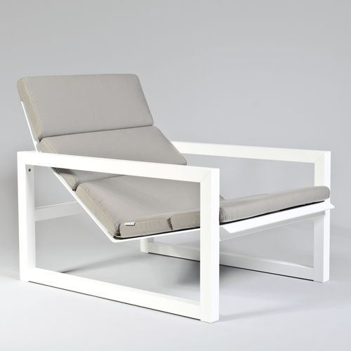 Contemporary sun lounger - SPIKES - SACHI - Premium Outdoor Furniture - Sunbrella® / aluminum / garden