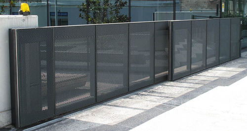 Sliding gate - Auroport GmbH - metal / panel / motorized