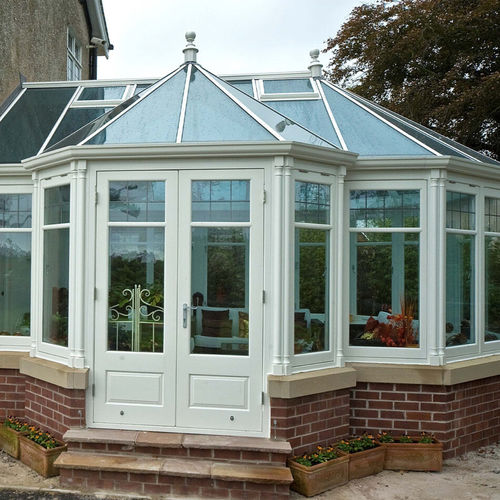 Self-supporting conservatory - PRESTON - Accsys Technologies - glass / hardwood