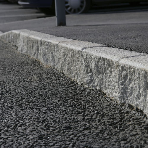 Sidewalk edge - K-LITE® TRADITIONAL - Aggregate Industries - for landscaping / concrete / commercial
