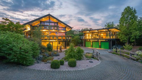 Prefab house - EXTENSION SAMPLE 2 - Huf Haus  - eco-friendly / contemporary / with terrace