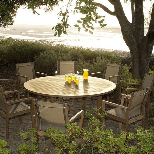 Contemporary table - Drummond - Barlow Tyrie - teak / teak base / round