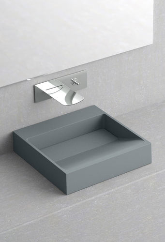Countertop hand basin - DISEGNO - GLASS DESIGN Srl - square / ceramic