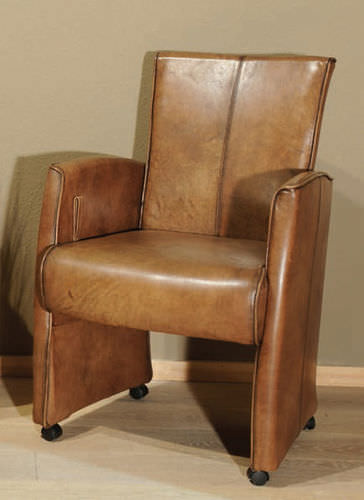 Traditional armchair - NEW YORK - HAZENKAMP FURNITURES BV - leather / on casters