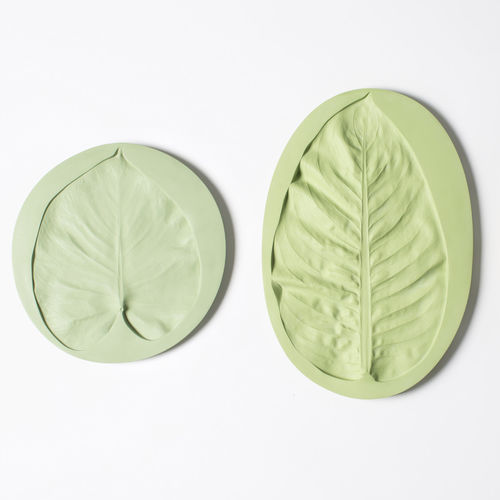 Resin serving tray - REVERSED VOLUMES - PCM DESIGN - for domestic use