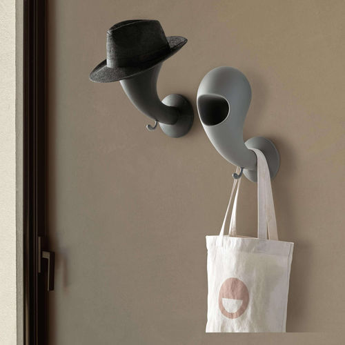 Polyethylene helmet holder - CRAZY HEAD - Myyour - wall