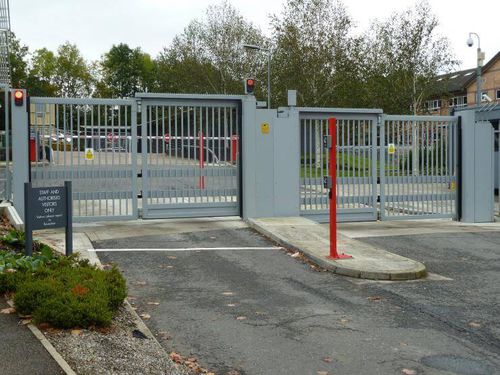 Folding gate - PAS 68 - ZAUN FENCING  - powder-coated steel / bar / for private estates