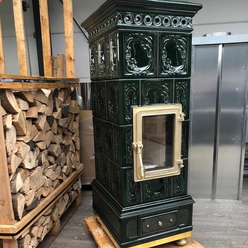 Wood heating stove - LIBERTY  - LA CASTELLAMONTE Stufe di Ceramica - 5 kW...10 kW / 10 kW...20 kW / free-standing