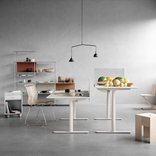 Free-standing desk - HILOW2160 - Montana Furniture - contemporary / laminate / straight