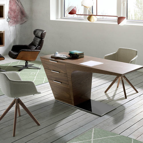 Free-standing desk - 3012 - Angel Cerdá - contemporary / walnut / straight