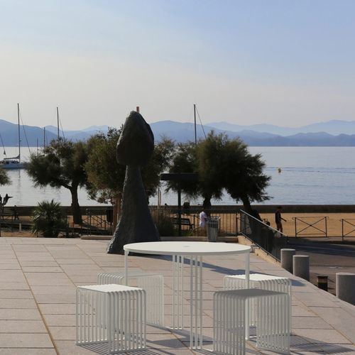 Contemporary picnic table - .015 OCTOPUS - URBANTIME - galvanised steel / painted steel / galvanised steel base