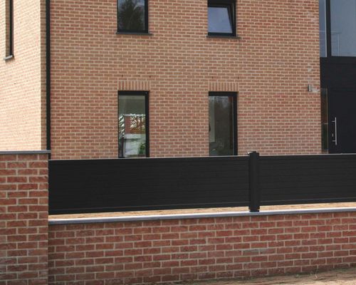 Louvered fence - BRISTOL - La Toulousaine - residential / aluminum / rectangular