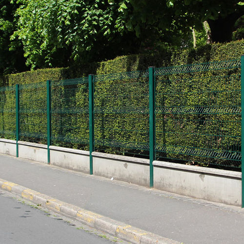 Welded mesh fence - SMF Services - garden / metal / stained
