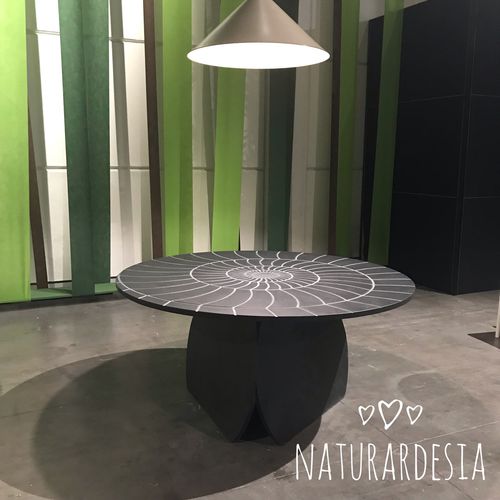 Contemporary table - CHIMERA - MAP Slate Srl - slate / natural stone base / round