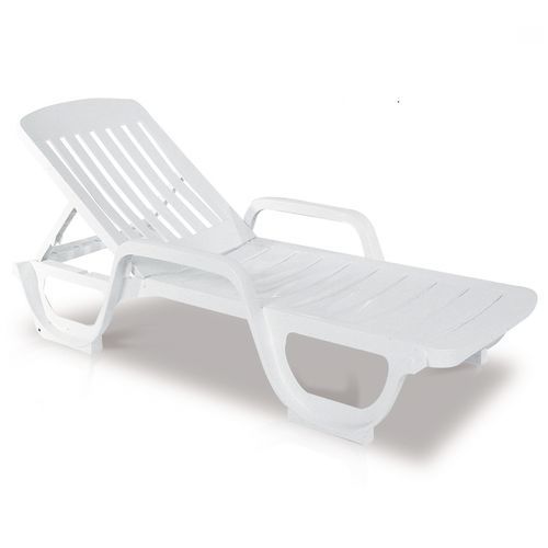 Contemporary sun lounger - MIAMI - VLAEMYNCK - polypropylene / beach / on casters
