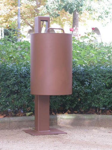 Pedestal ashtray - ICAN - FREPAT URBAN EQUIPMENT