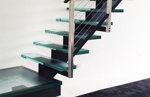 Glass step - STUDIO GLASS STAIRS AND LED - ThinkGlass - integrated LED