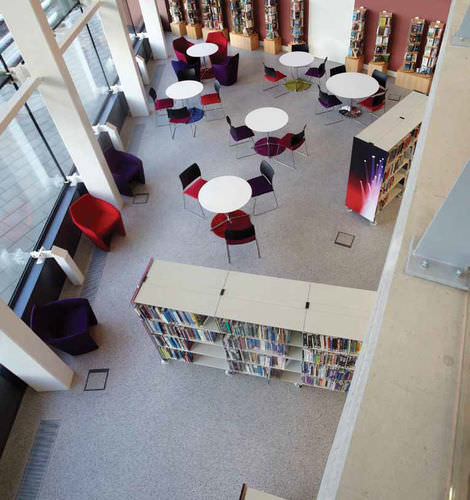 Concrete flooring - ISOWARM CASTLEBOARD SYSTEM - Tremco CPG Iberia & Italy - Flooring - indoor / for step / tertiary