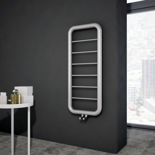Hot water towel radiator - PAROS - Carisa Designer Radiators - 501 w...750 w / 0...500 w / contemporary