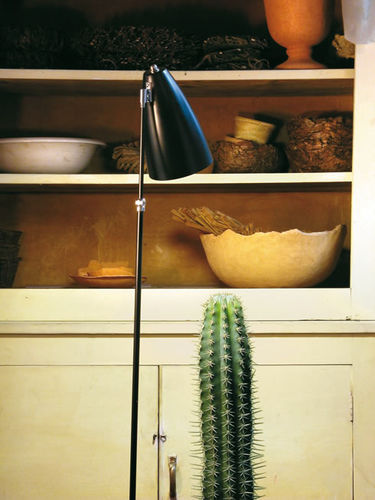 Floor-standing lamp - SOLARIA: LOTO - Knikerboker - steel / contemporary / wireless