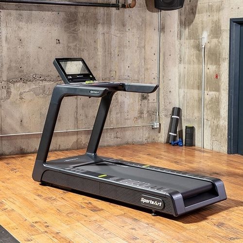 Programmable treadmill - T674L-16″ - SportsArt Fitness