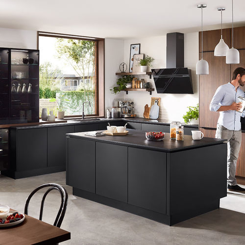 Contemporary kitchen - RIVA 840 - nobilia - wooden / glass / island