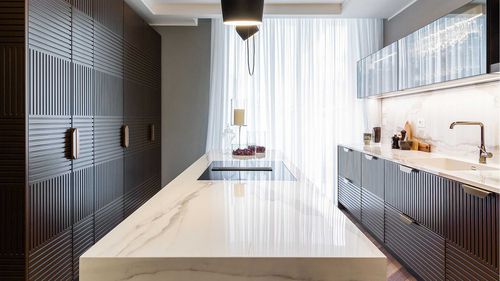 Contemporary kitchen - 202103 - TM Italia - lacquered MDF / sandstone / island