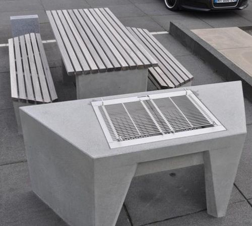 Contemporary table and bench set - BUTCH - URBASTYLE - wooden / concrete / outdoor