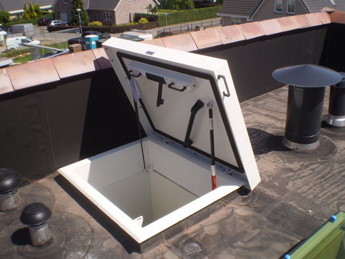 roof hatch - Staka Bouwproducten B.V.